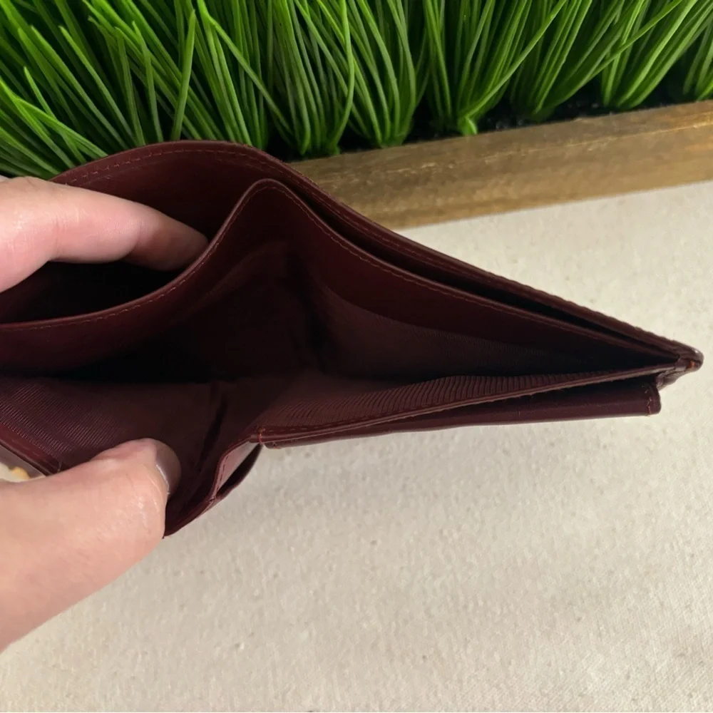 Cartier Vintage Burgandy Lambskin Leather Compact Wallet